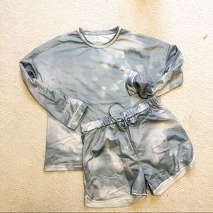 NWOT- Matching Tie-Dye Sweatsuit